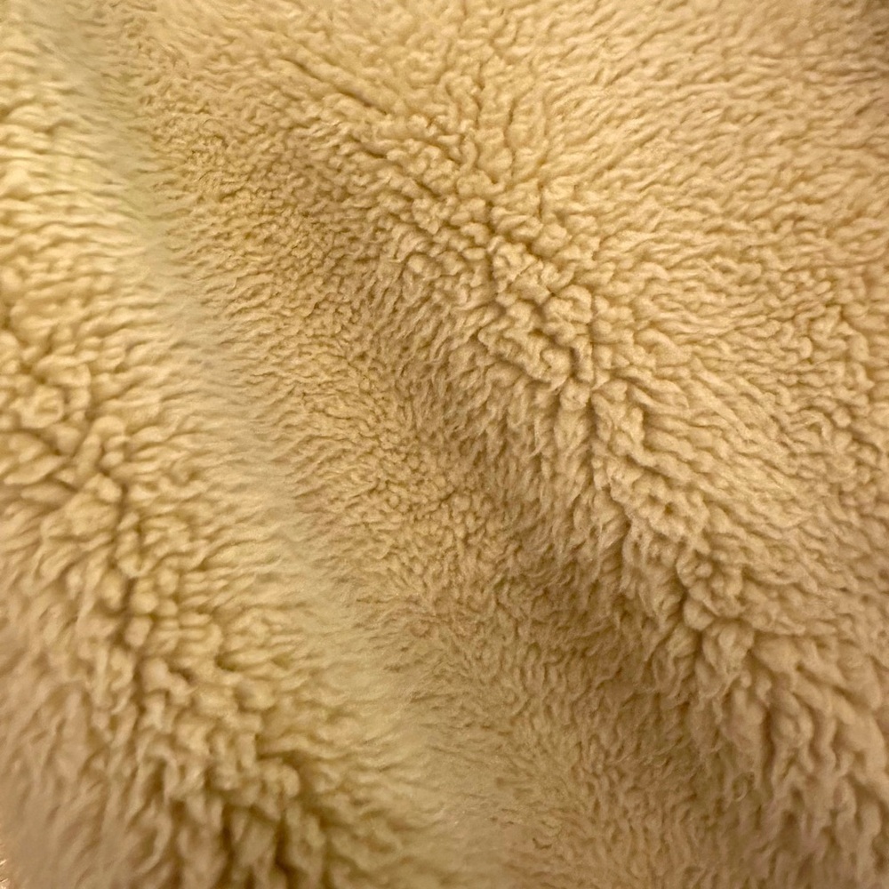 Tan Reversible fuzzy jacket sz M - Picture 7 of 9